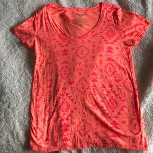 aztec patterned t shirt